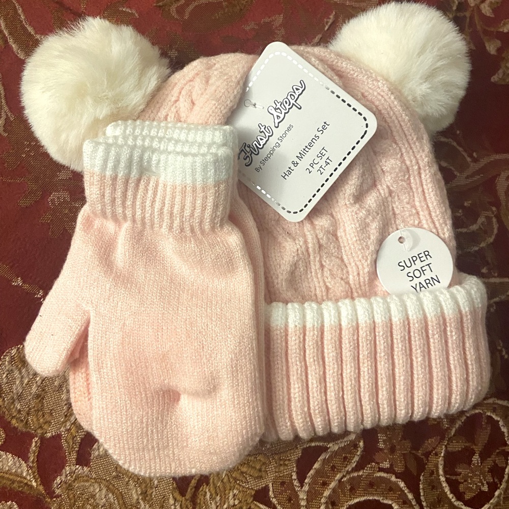 Toddler2 piece hat and gloves set 2T-4T